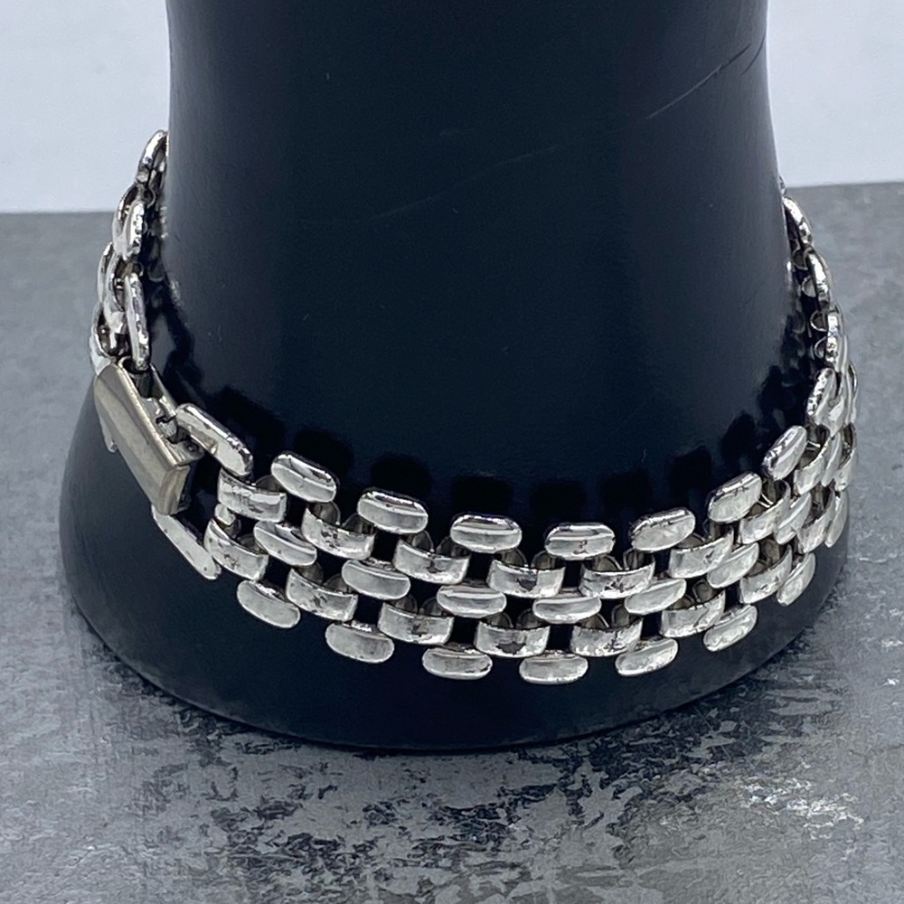 Vintage Napier Silver Tone 3/4” Wide Flexible Link Bracelet Size 7”